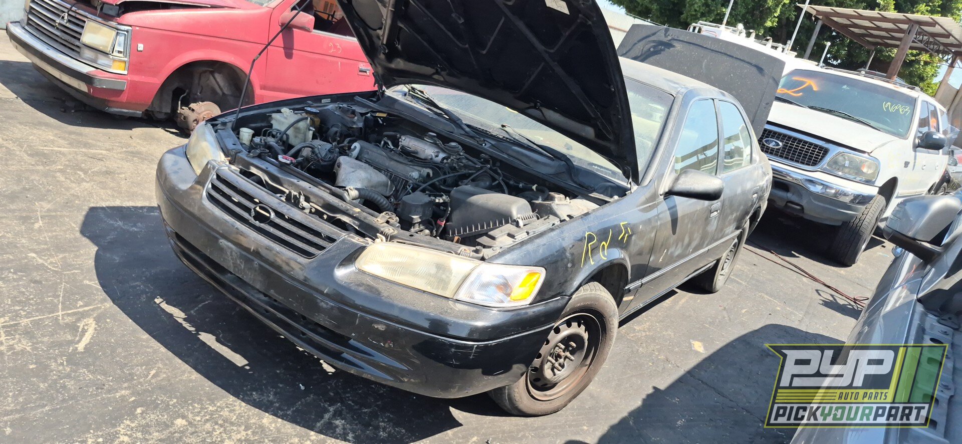 Photo of 1999 Toyota Camry