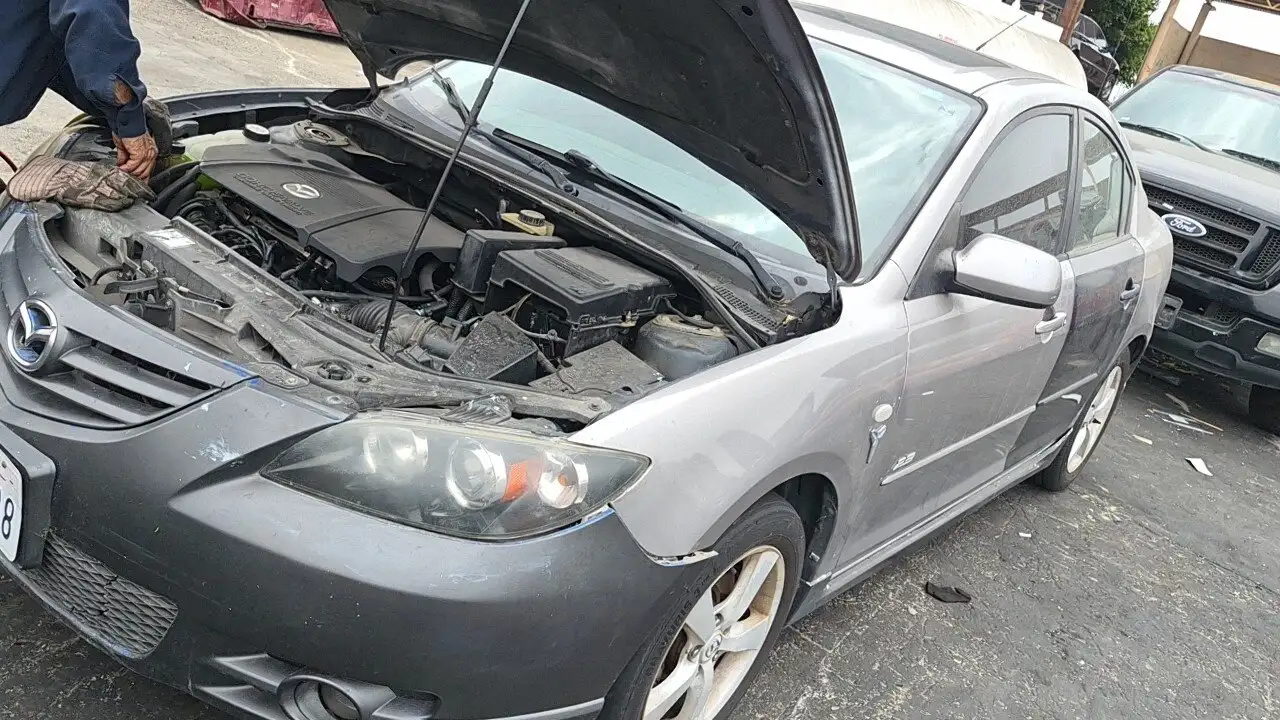 Photo of 2005 Mazda 3