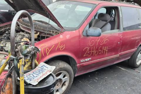 Photo of 1995 Nissan Quest