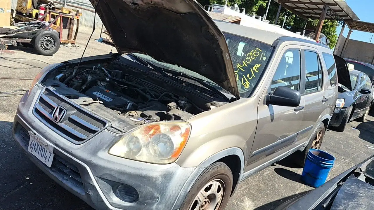 Photo of 2005 Honda Cr-V