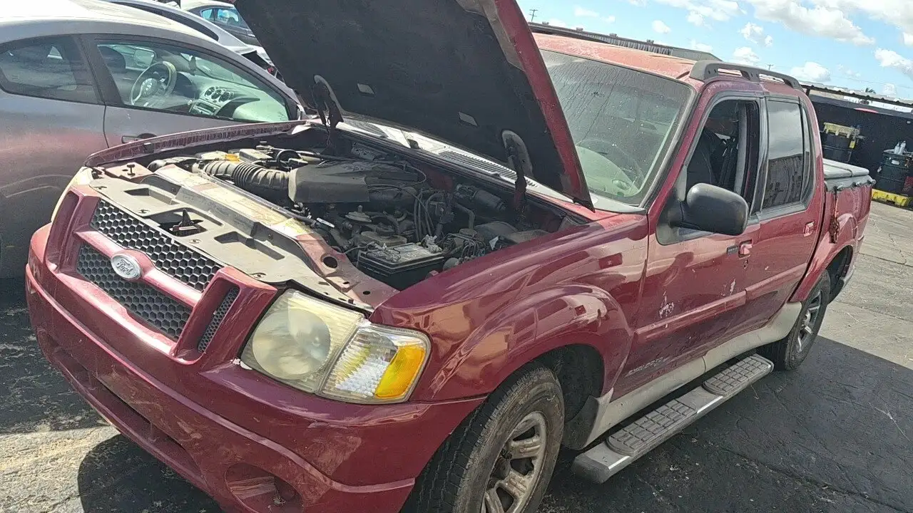 Photo of 2001 Ford Explorer Sport Trac