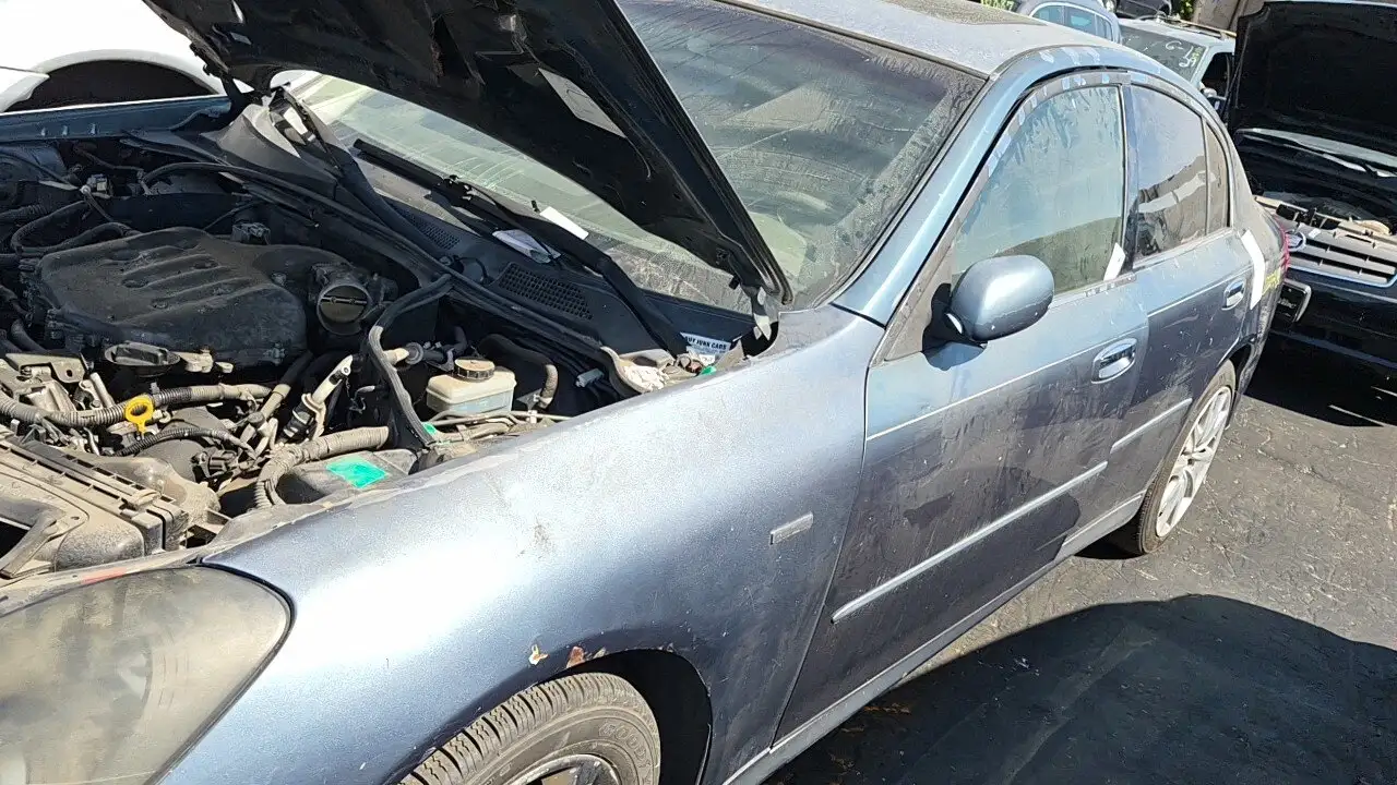 Photo of 2005 Infiniti G35