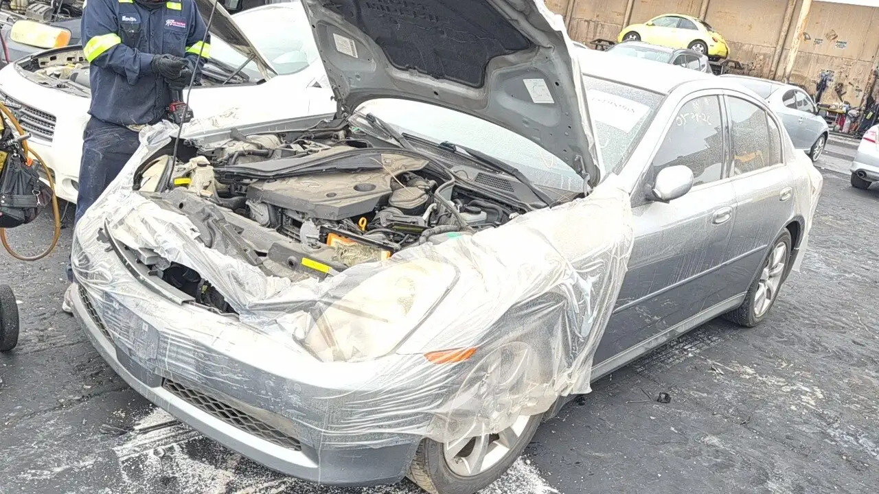 Photo of 2005 Infiniti G35