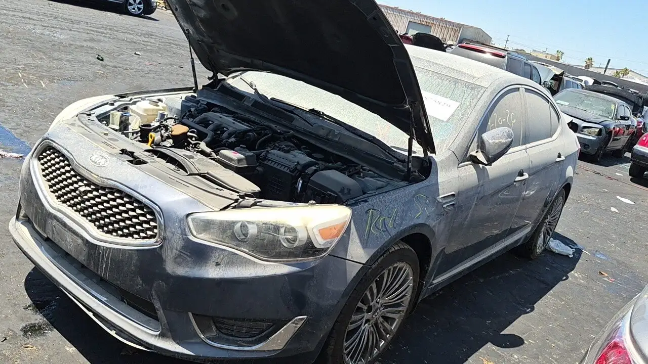 Photo of 2015 Kia Cadenza