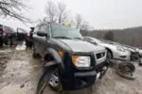 Photo of 2005 Honda Element