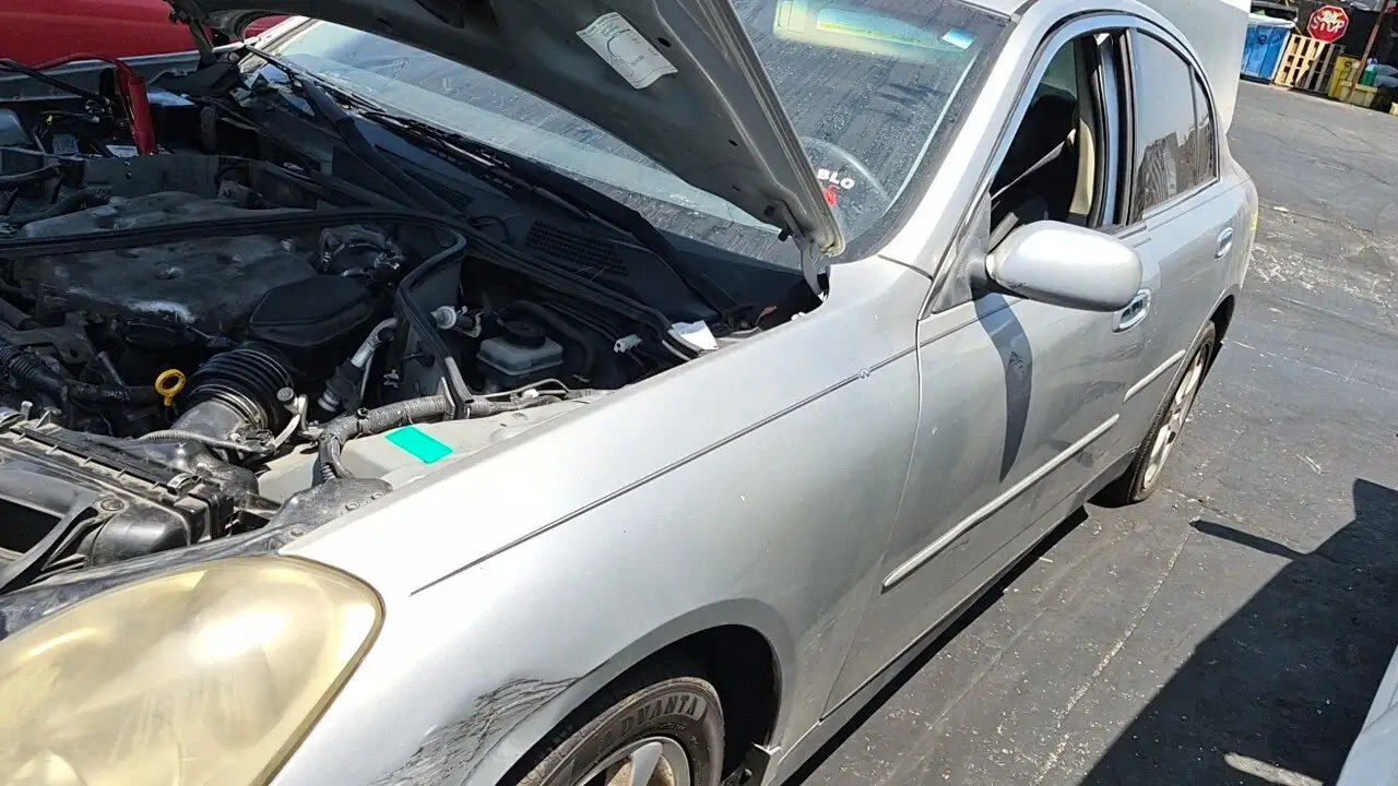 Photo of 2004 Infiniti G35