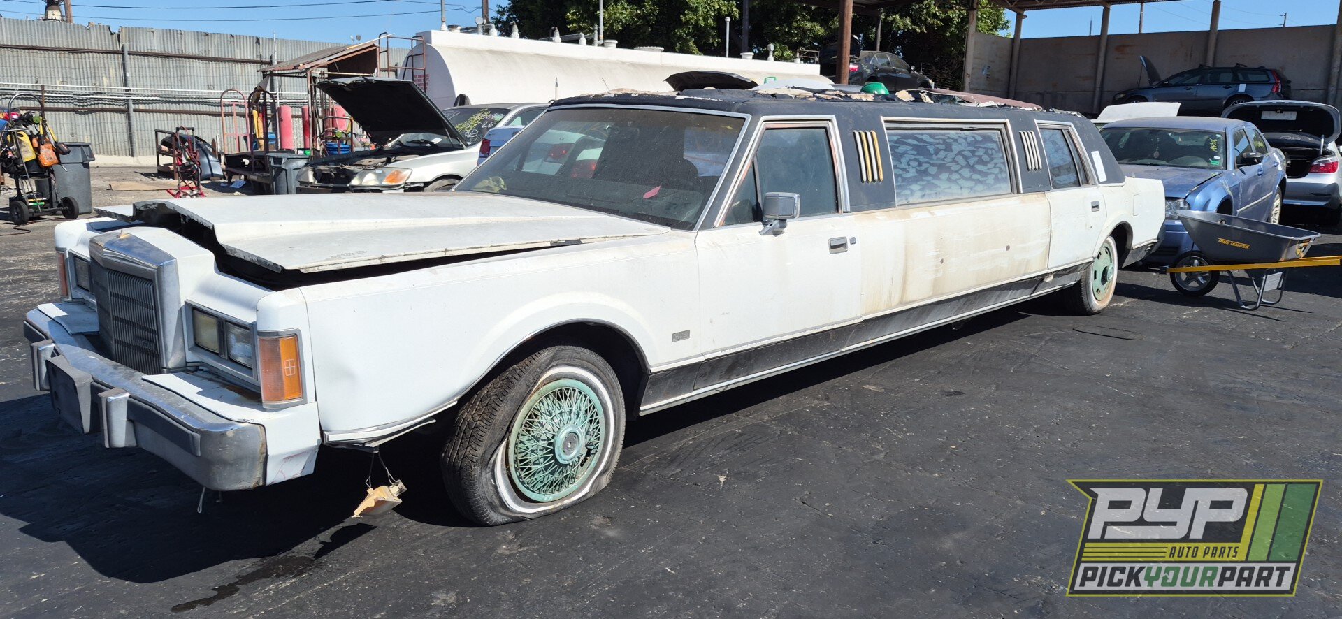 Photo of 1989 Lincoln Town Car