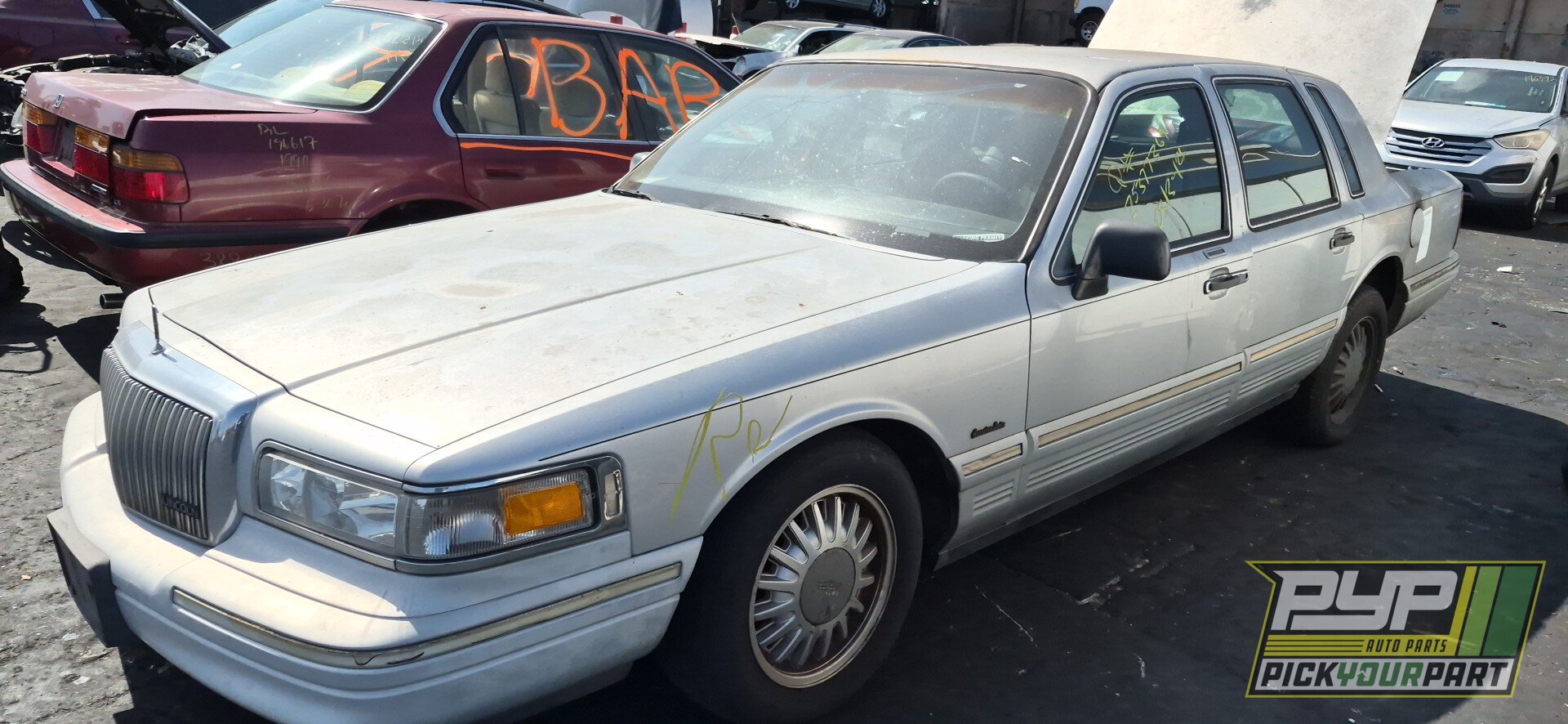Photo of 1997 Lincoln Town Car