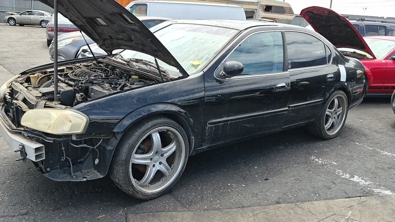 Photo of 2000 Nissan Maxima