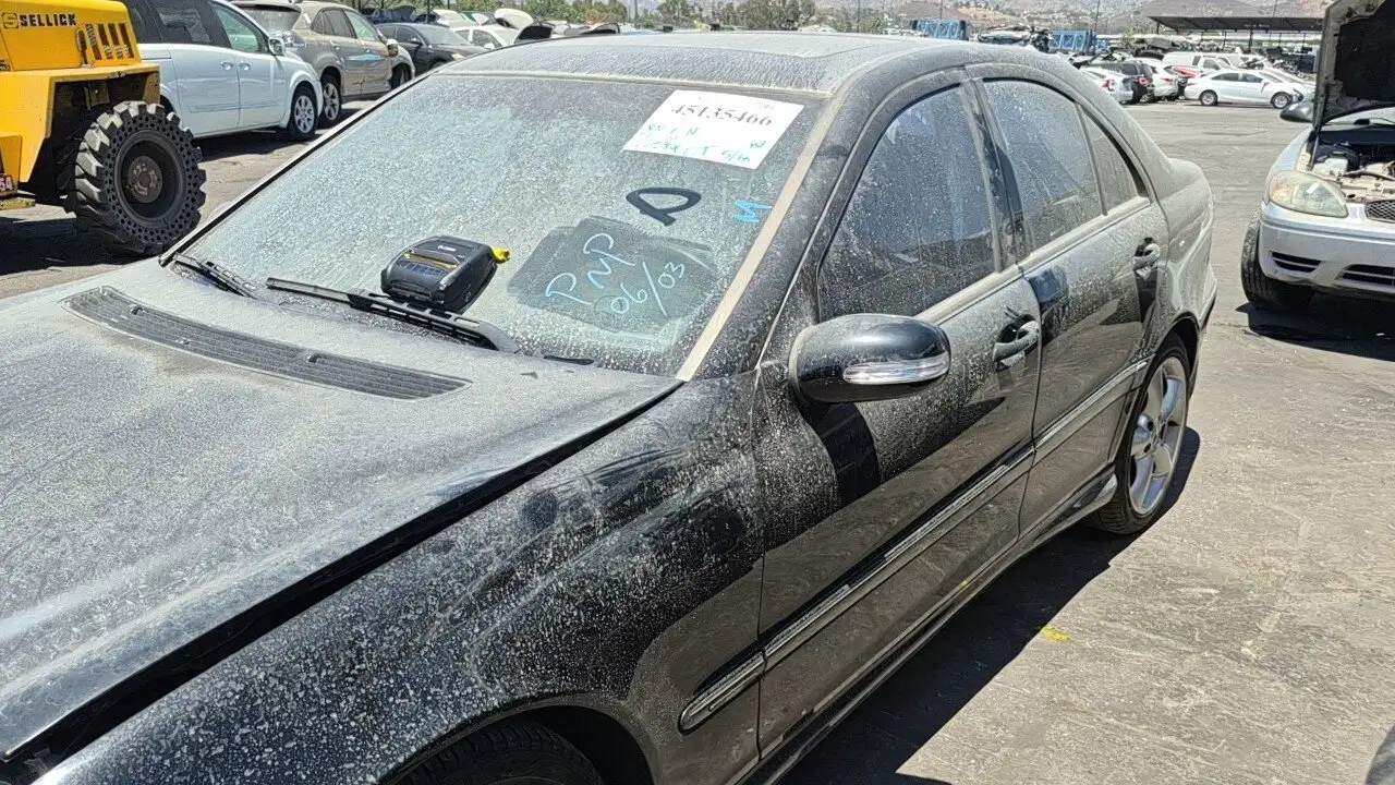 Photo of 2005 Mercedes-Benz C230