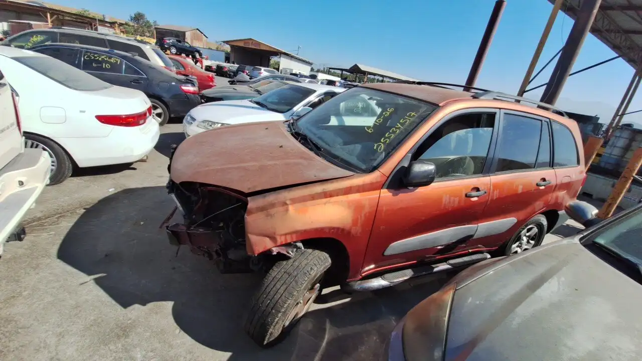 Photo of 2002 Toyota Rav4
