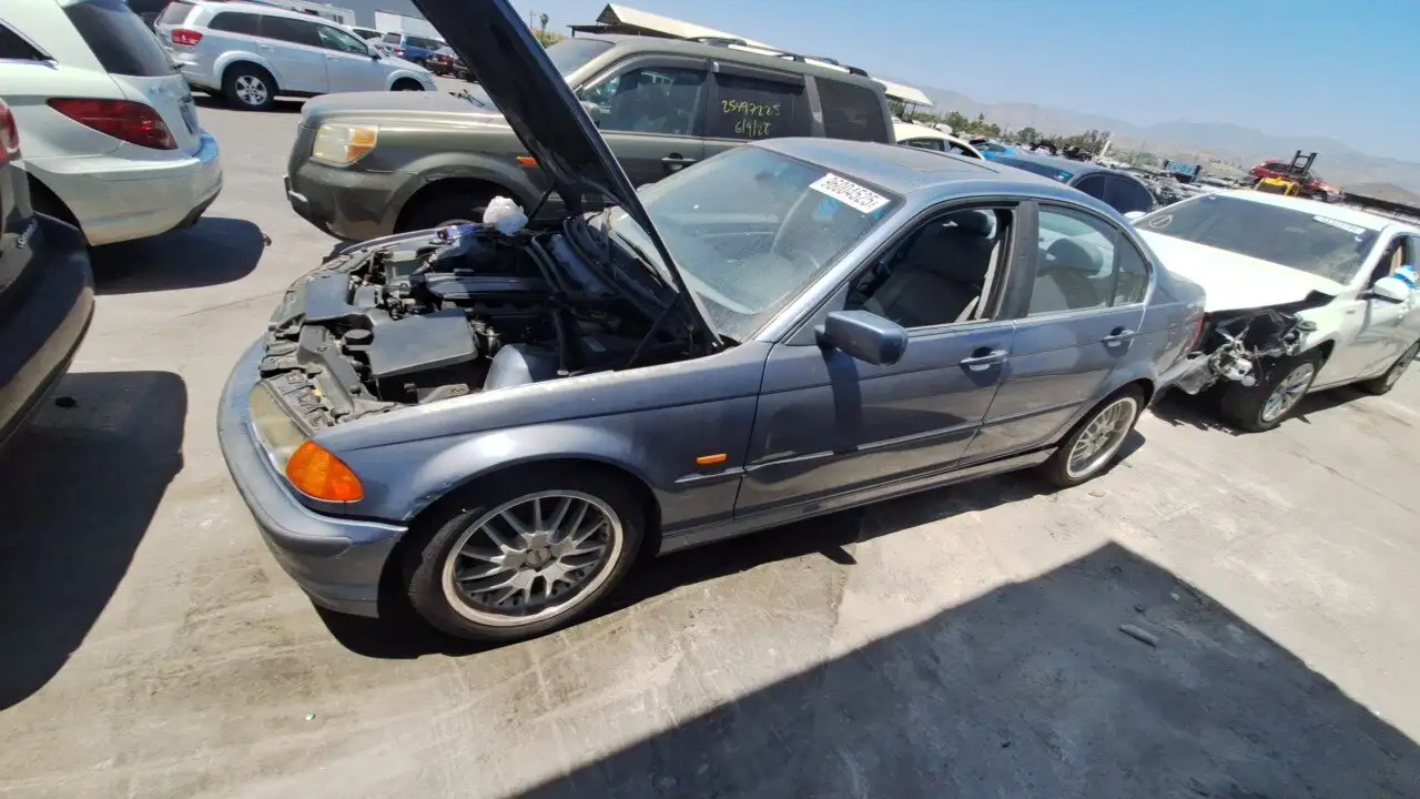 Photo of 2001 Bmw 330I