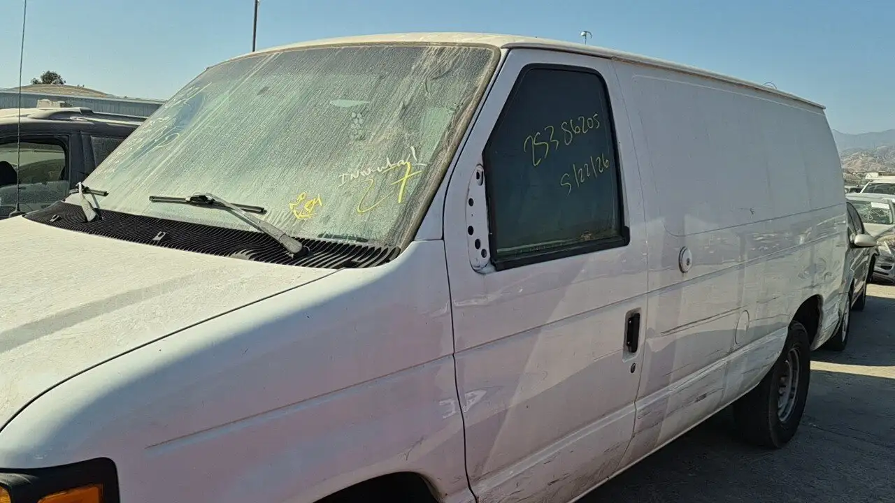 Photo of 2011 Ford E-250