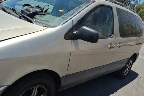 Photo of 2003 Toyota Sienna