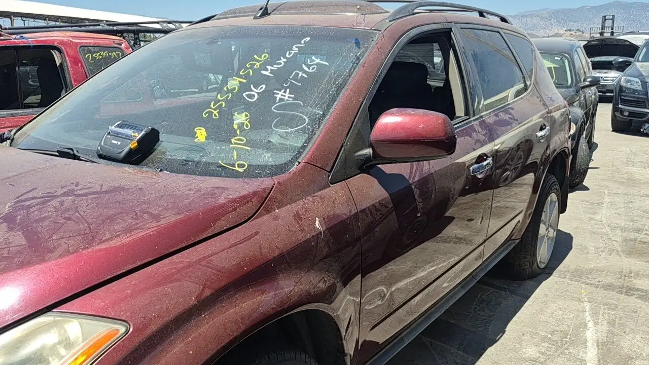 Photo of 2005 Nissan Murano