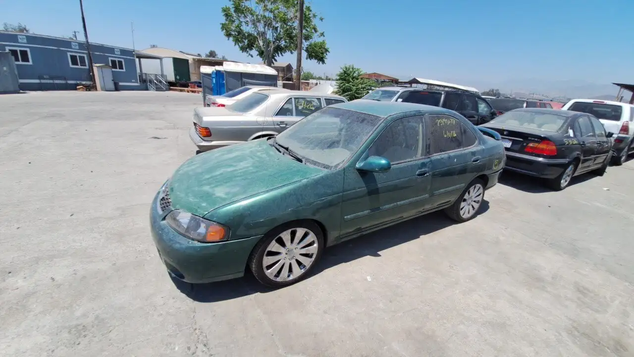 Photo of 2002 Nissan Sentra