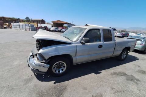 Photo of 2004 Chevrolet Silverado 1500