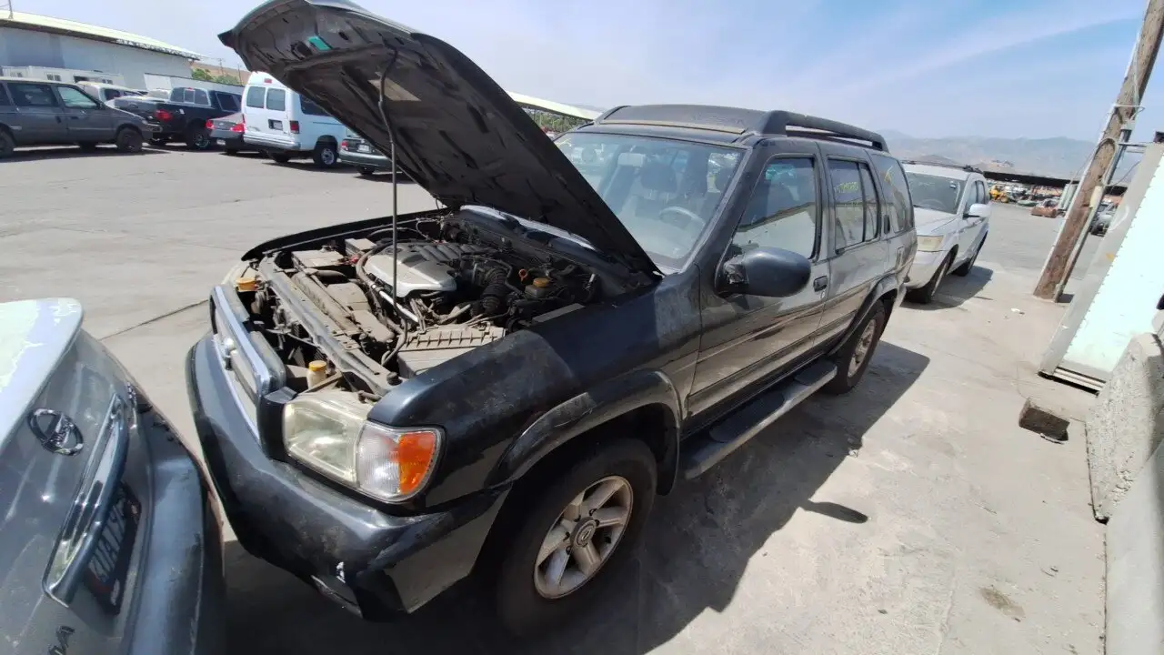 Photo of 2003 Nissan Pathfinder