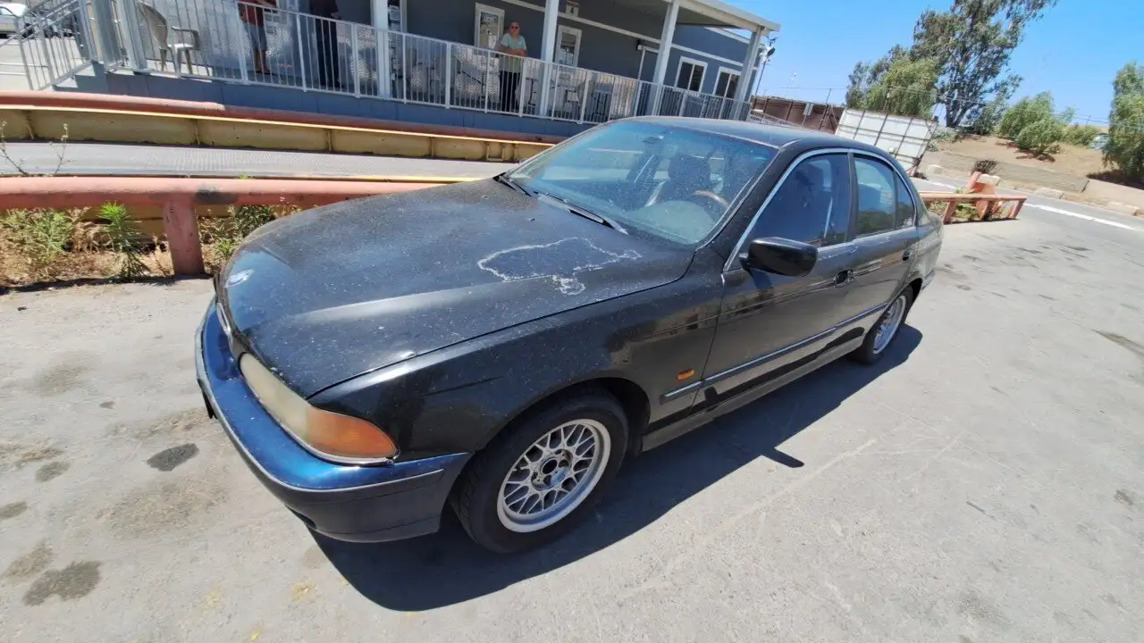 Photo of 2000 Bmw 528I