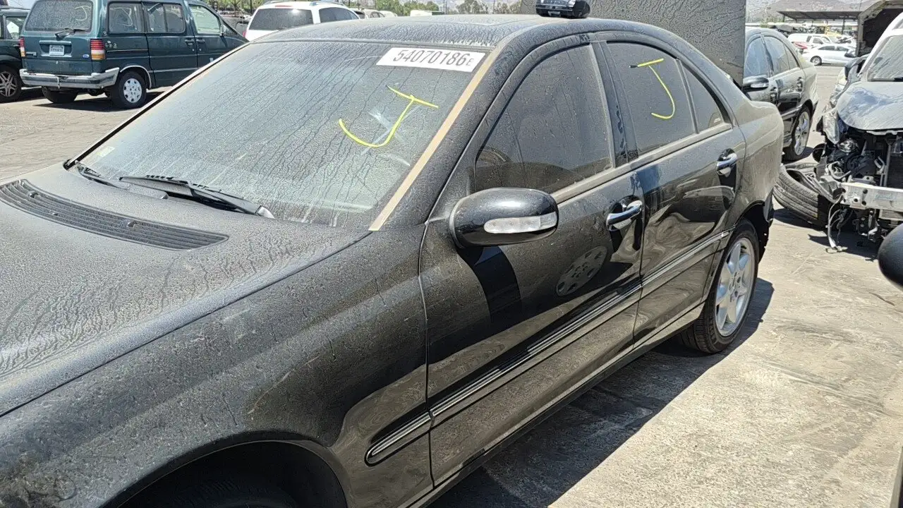 Photo of 2002 Mercedes-Benz C320