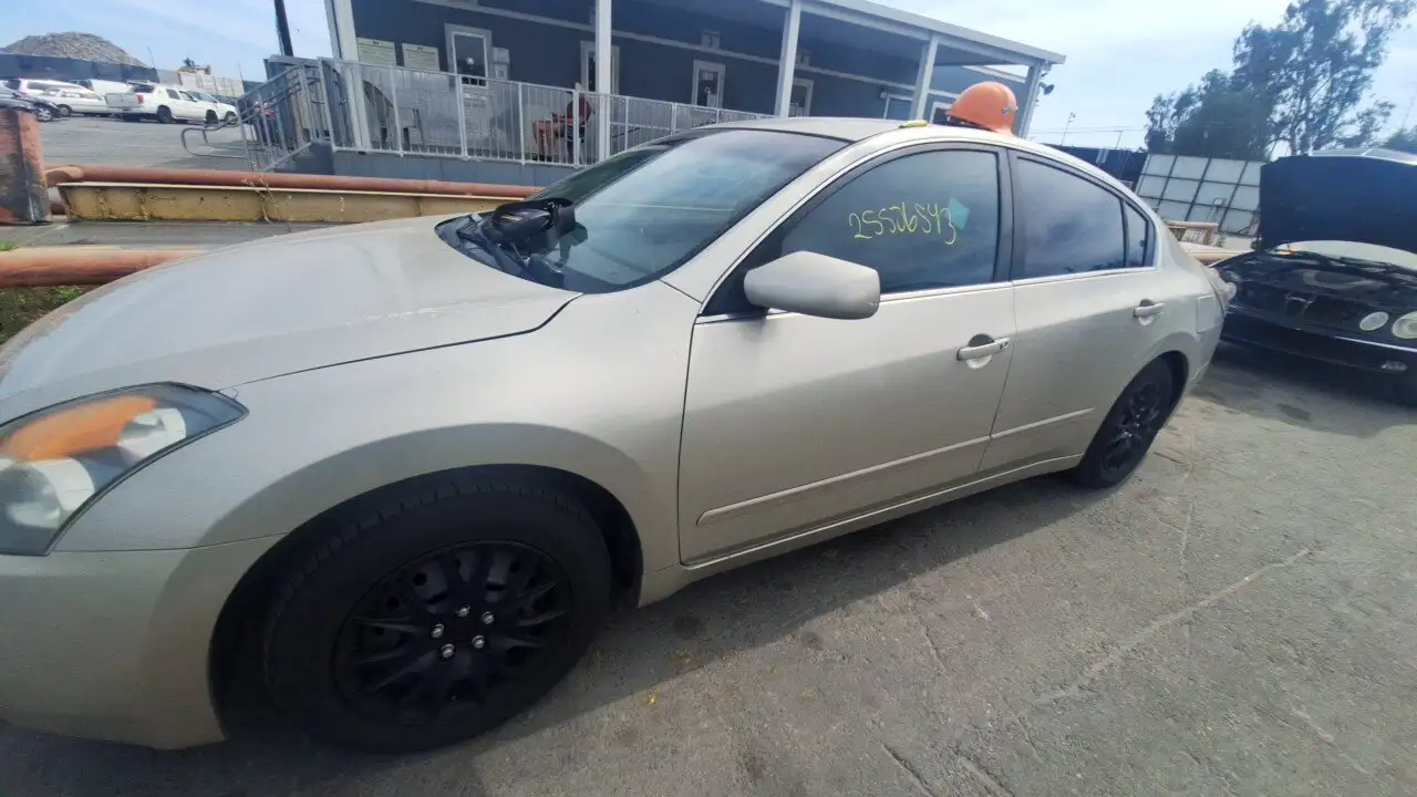 Photo of 2009 Nissan Altima