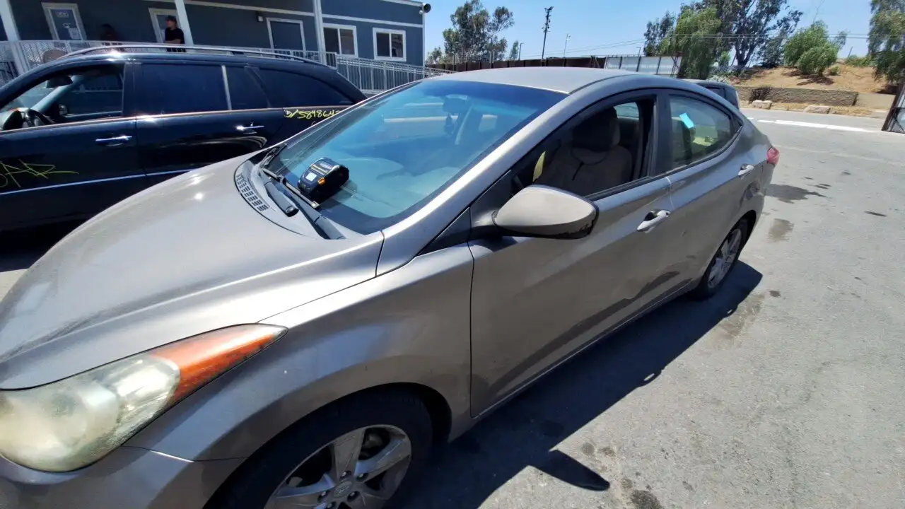 Photo of 2012 Hyundai Elantra