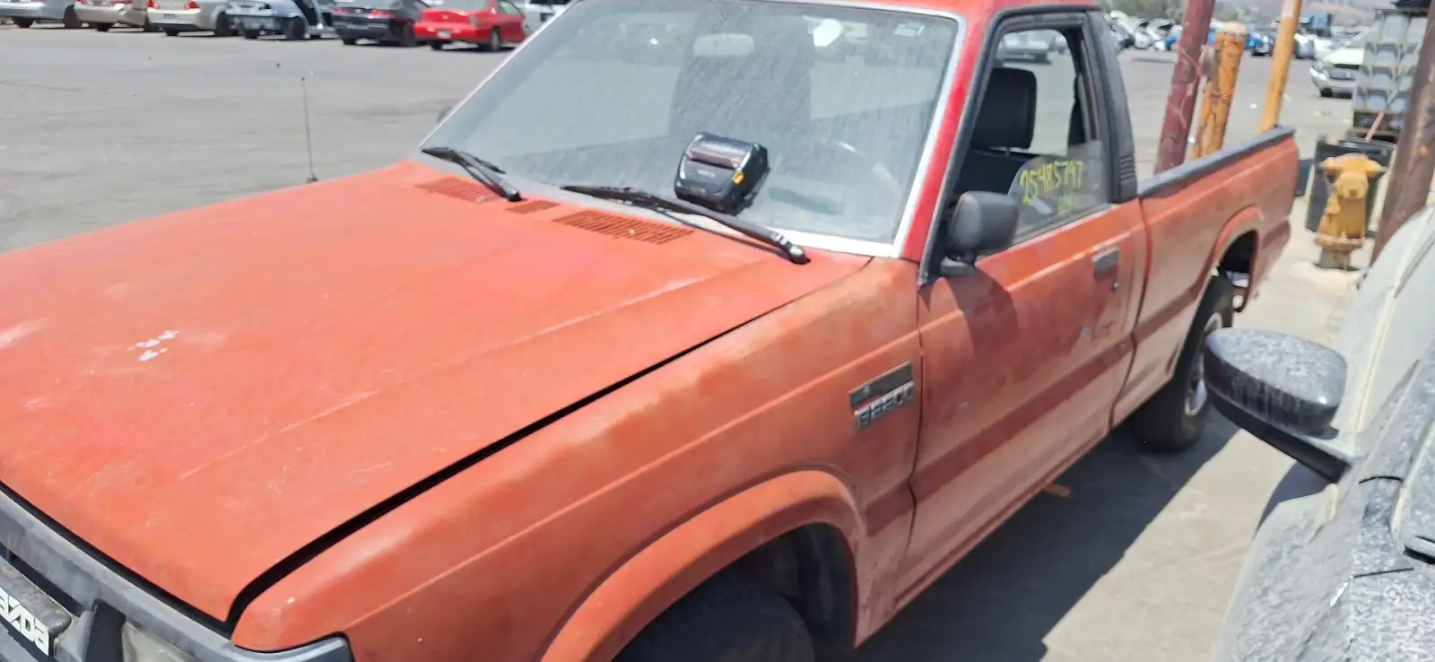 Photo of 1993 Mazda B2200