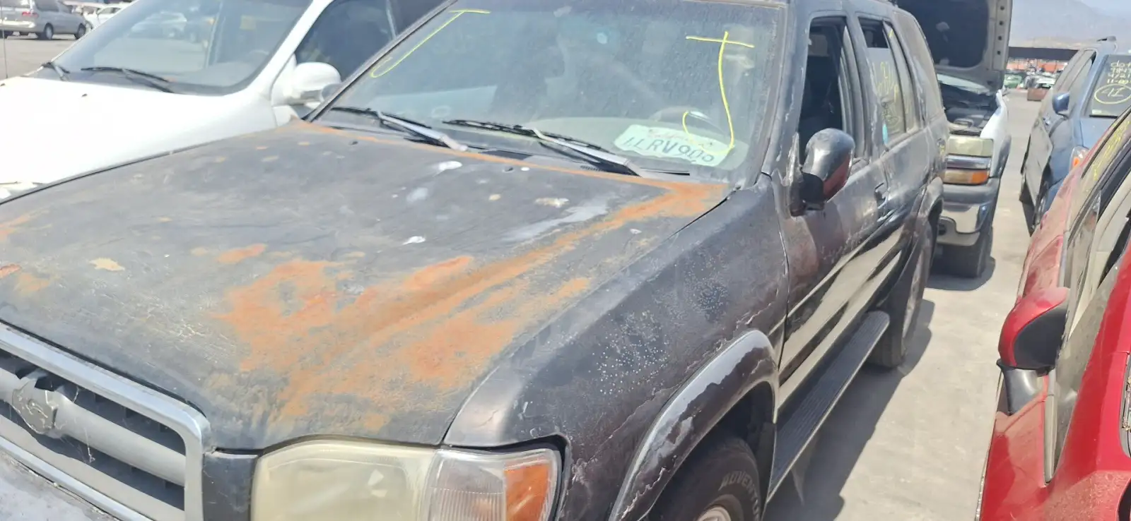 Photo of 1999 Nissan Pathfinder