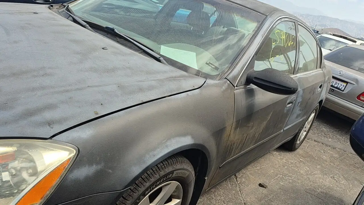 Photo of 2002 Nissan Altima