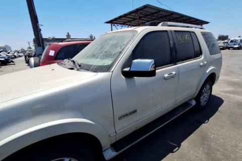 Photo of 2006 Ford Explorer