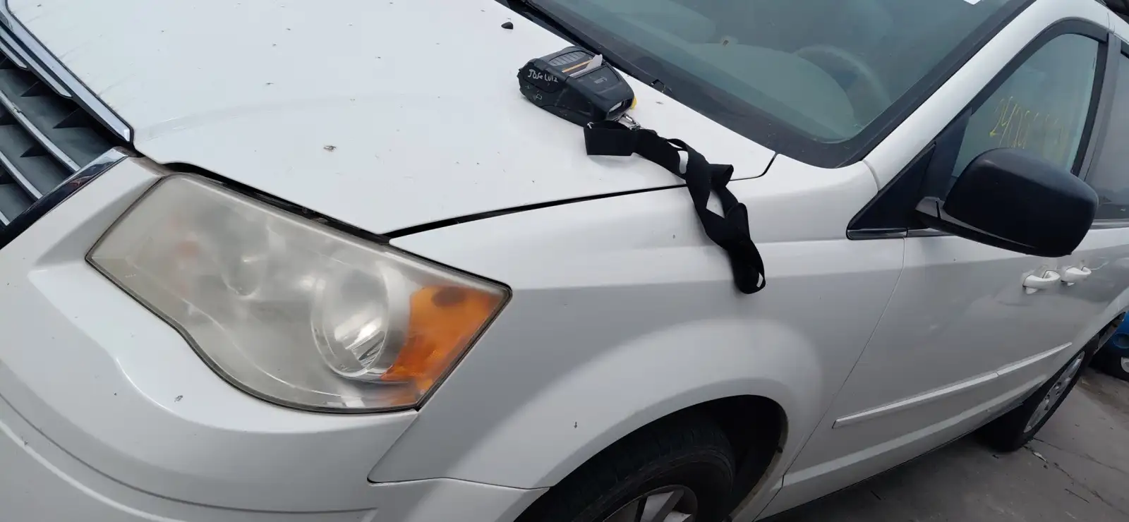 Photo of 2010 Chrysler Town & Country
