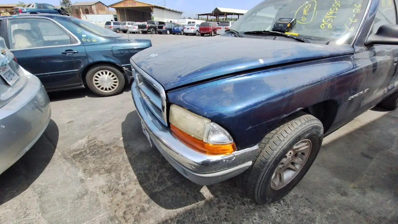 Photo of 2001 Dodge Dakota
