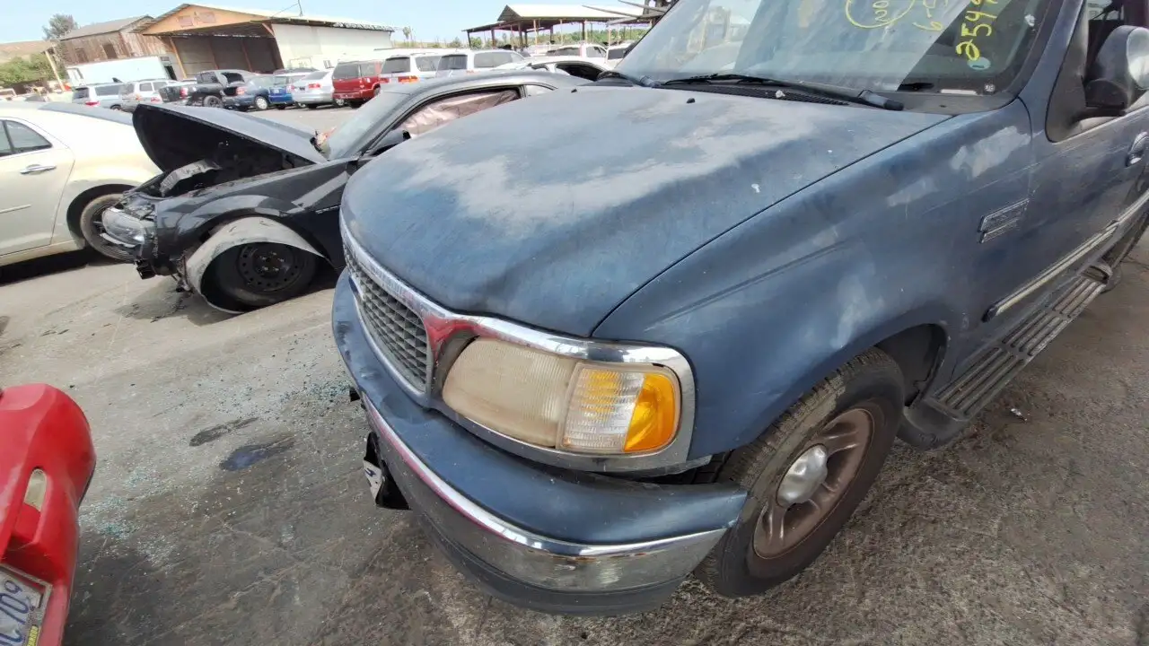 Photo of 2000 Ford Expedition