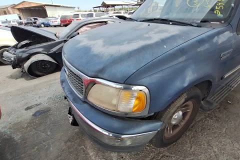 Photo of 2000 Ford Expedition