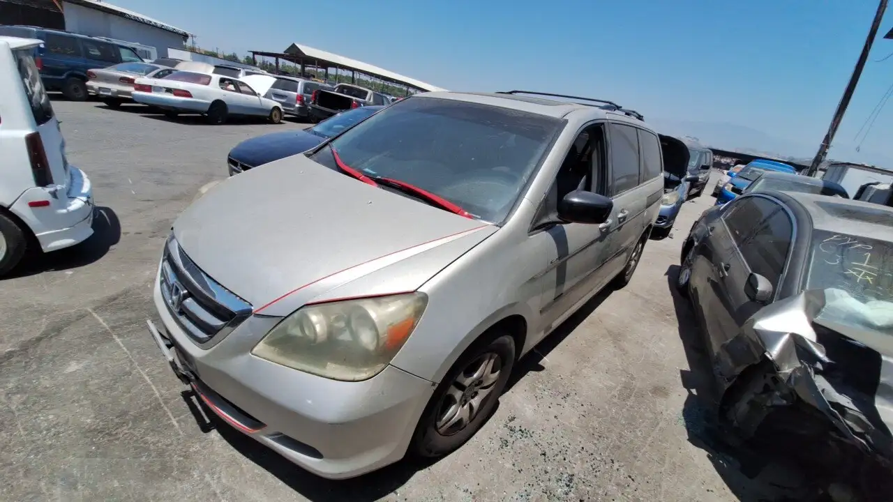 Photo of 2005 Honda Odyssey