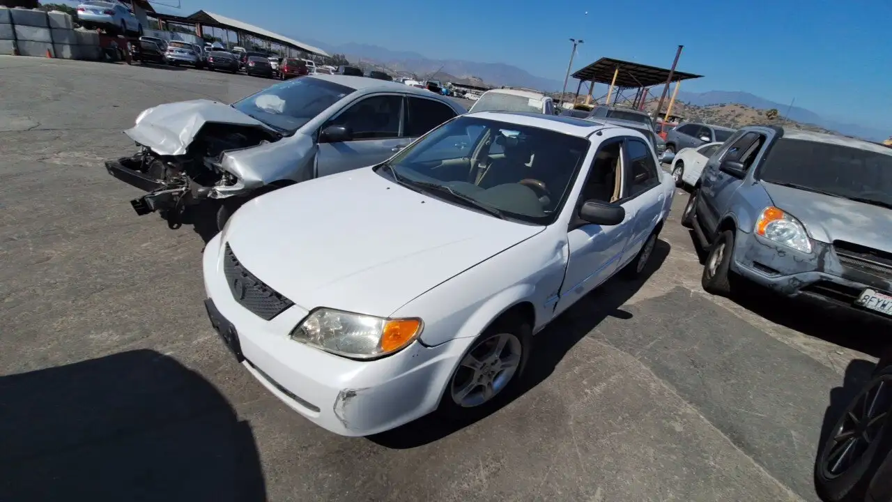 Photo of 2003 Mazda Protege