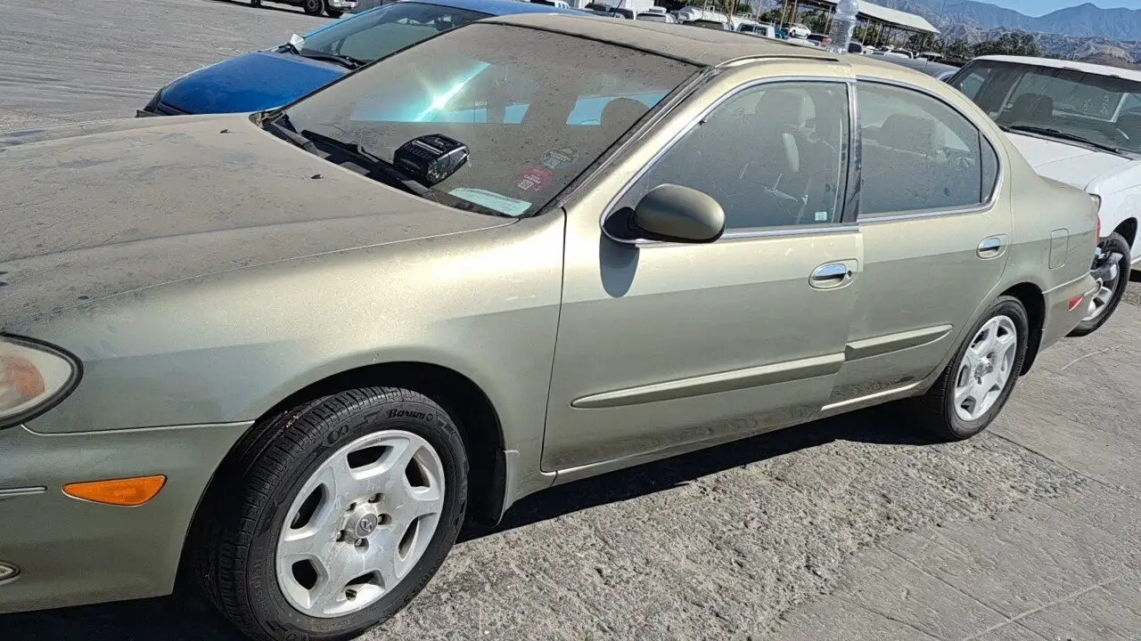 Photo of 2001 Infiniti I30