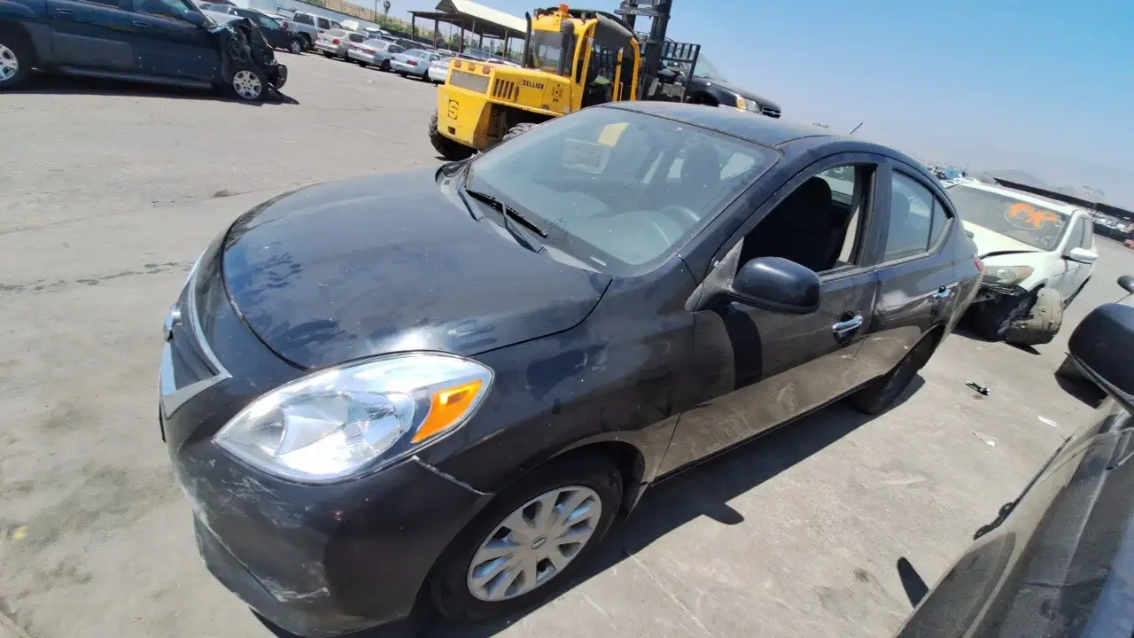 Photo of 2013 Nissan Versa