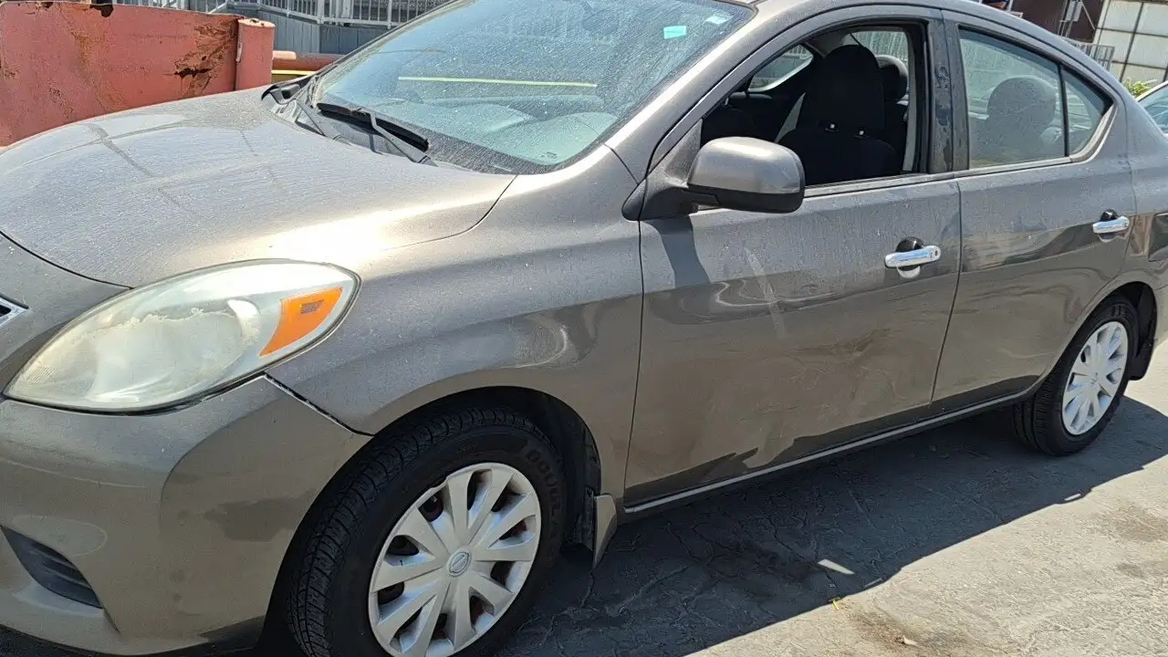 Photo of 2012 Nissan Versa