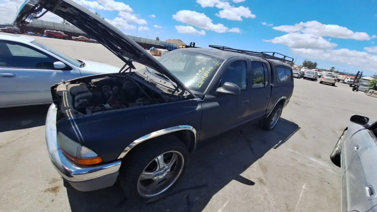Photo of 2003 Dodge Dakota