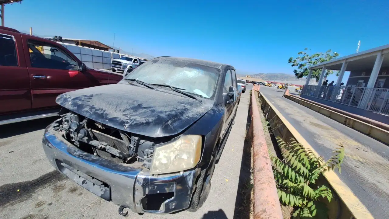 Photo of 2005 Nissan Titan