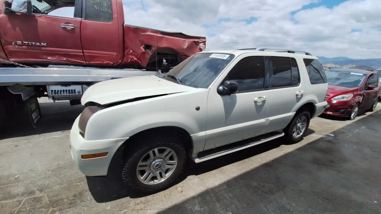 Photo of 2004 Mercury Mountaineer