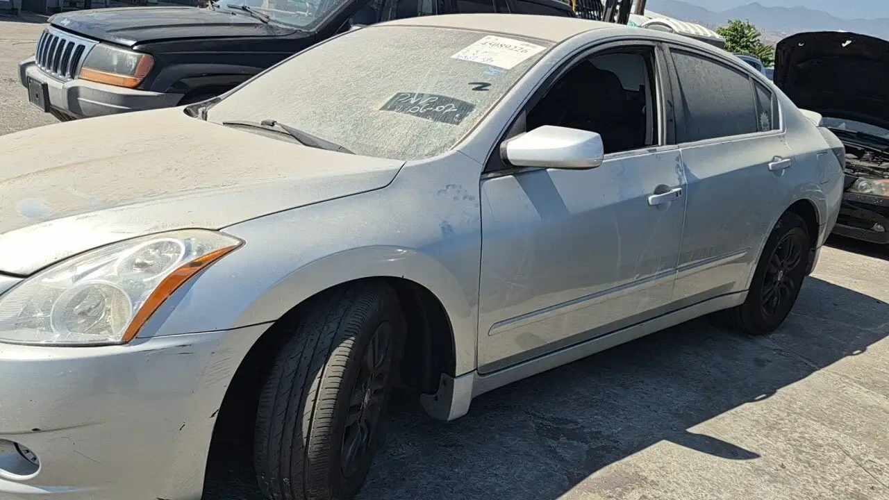 Photo of 2012 Nissan Altima