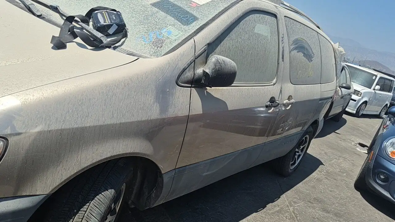 Photo of 2002 Toyota Sienna