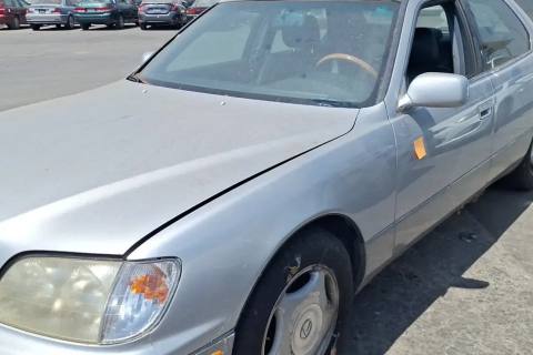 Photo of 1999 Lexus Ls400