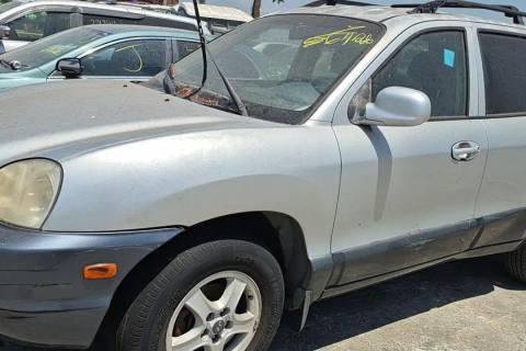 Photo of 2001 Hyundai Santa Fe