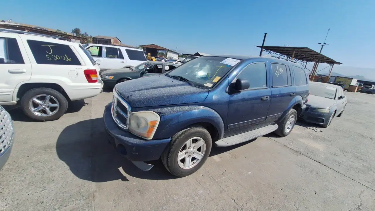 Photo of 2005 Dodge Durango