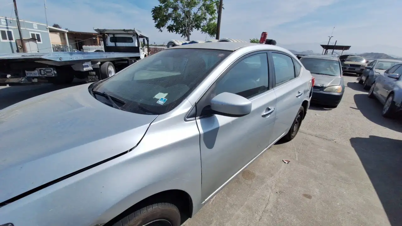 Photo of 2016 Nissan Sentra