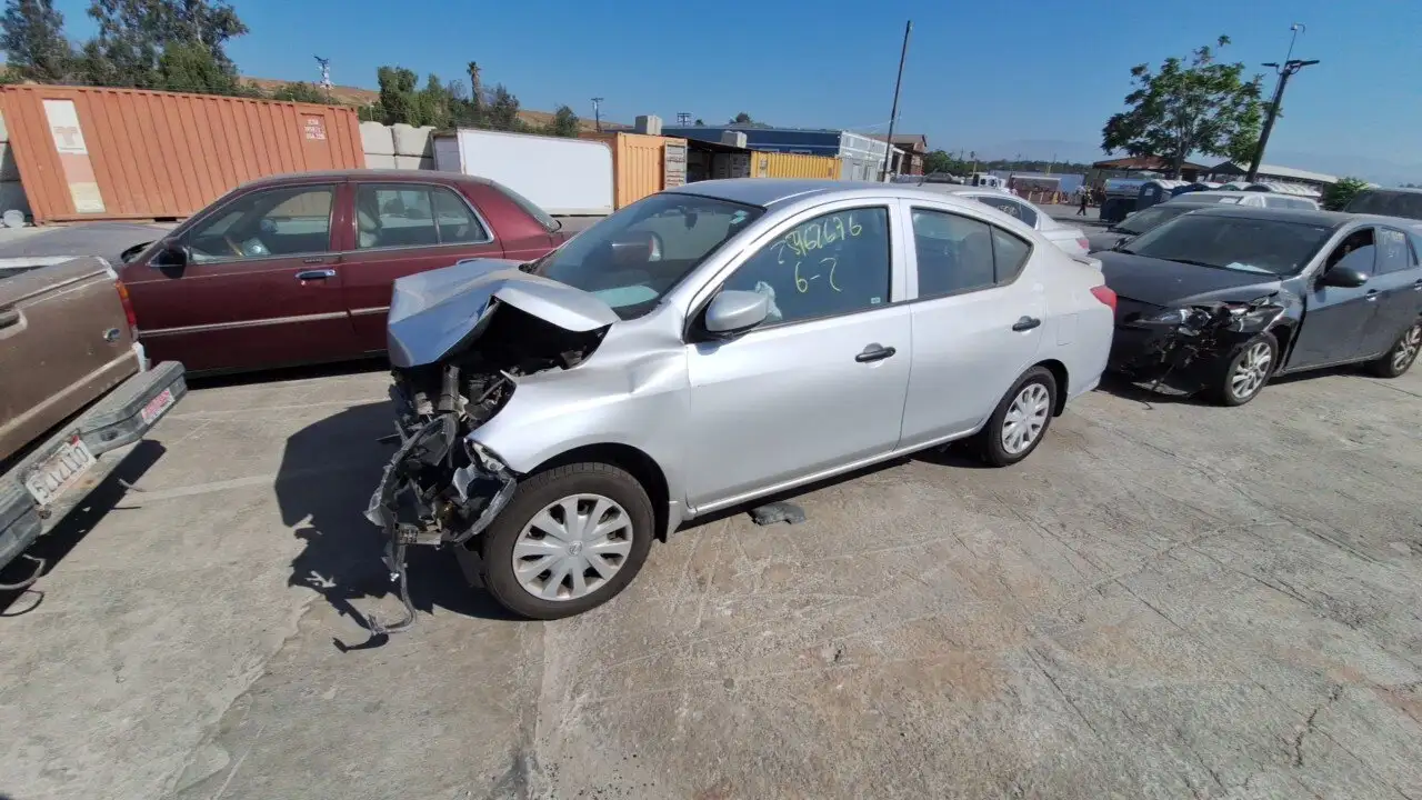 Photo of 2016 Nissan Versa