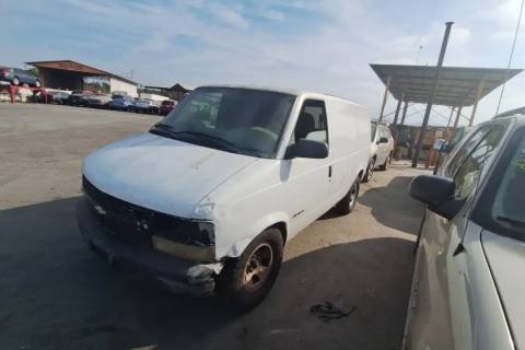Photo of 2001 Chevrolet Astro